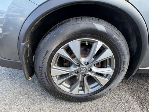 Used 2018 Nissan Murano SV AWD/4WD image 33