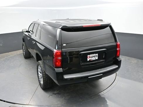 Used 2020 Chevrolet Suburban Premier AWD/4WD image 51
