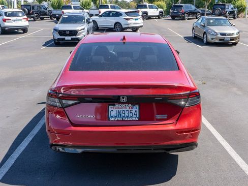 Used 2023 Honda Accord Touring image 4