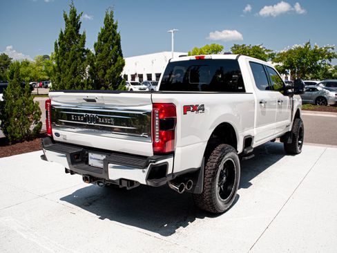 Used 2024 Ford F250 King Ranch AWD/4WD image 9