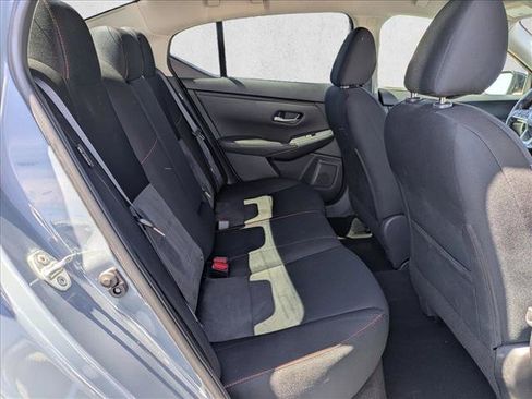 Used 2024 Nissan Sentra SR FWD image 18