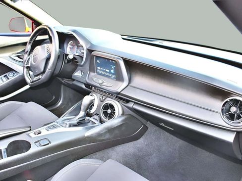 Used 2017 Chevrolet Camaro LT w/ RS Package image 29