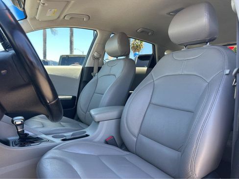 Used 2018 Kia Niro LX FWD image 7