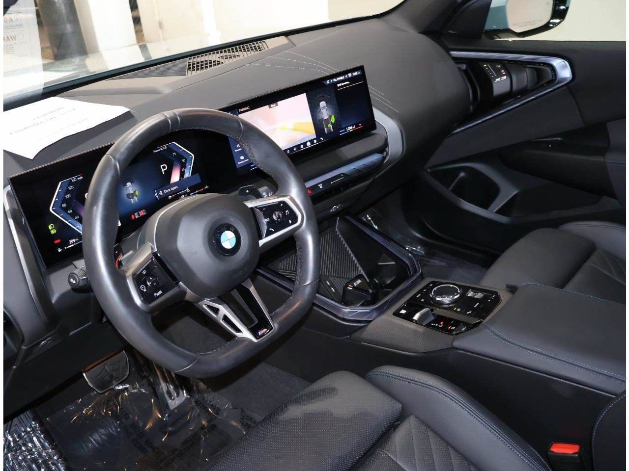 Certified 2025 BMW X3 xDrive30i w/ M Sport Package AWD/4WD image 11