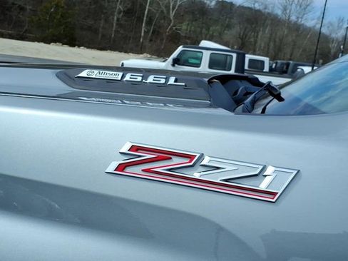 Used 2024 Chevrolet Silverado 3500 LT w/ Safety Package AWD/4WD image 13
