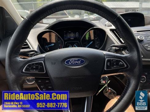 Used 2018 Ford Escape SE w/ SE Sport Appearance Package AWD/4WD image 18