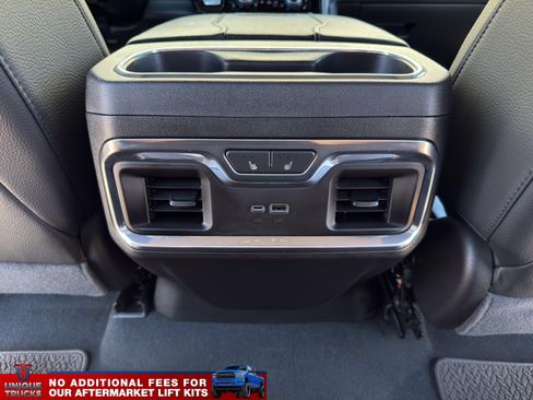 Used 2024 GMC Sierra 2500 Denali w/ Denali Reserve Package AWD/4WD image 29