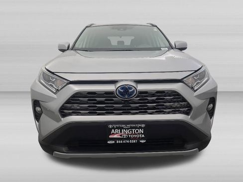 Used 2020 Toyota RAV4 Limited AWD/4WD image 10