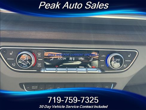Used 2022 Audi Q5 e Premium Plus w/ Premium Plus Package AWD/4WD image 22