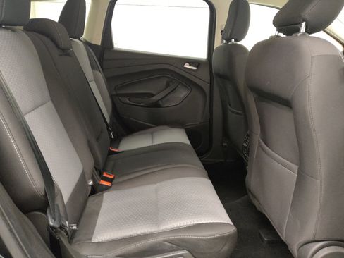 Used 2019 Ford Escape SE FWD image 19