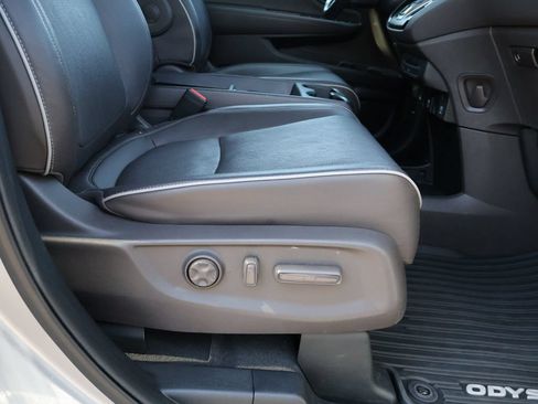 Certified 2024 Honda Odyssey Elite image 10