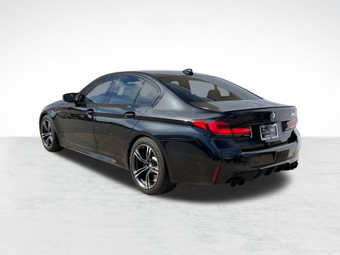 Used 2022 BMW M5 image 3