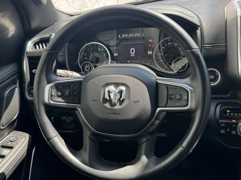 Used 2022 RAM 1500 Laramie AWD/4WD image 18