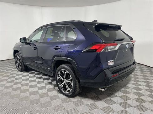 Used 2024 Toyota RAV4 XSE AWD/4WD image 5