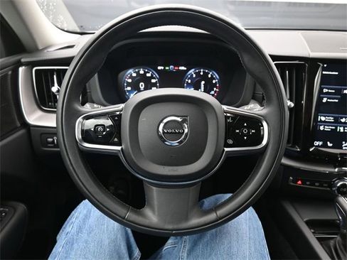 Used 2019 Volvo XC60 T5 Inscription w/ Protection Package Premier image 22