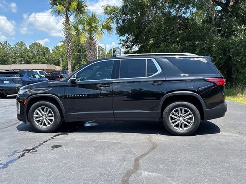 Used 2022 Chevrolet Traverse LT FWD image 23