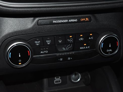 Used 2025 Ford Escape Active image 13