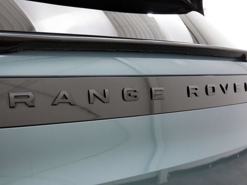 Used 2023 Land Rover Range Rover Sport SE Dynamic AWD/4WD image 9