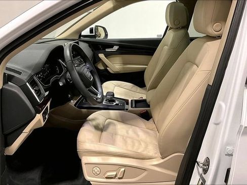 Used 2018 Audi Q5 2.0T Premium Plus w/ Premium Plus Package image 26