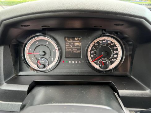 Used 2018 RAM 3500 Tradesman w/ Chrome Appearance Group AWD/4WD image 21