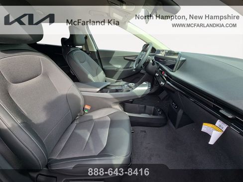 New 2025 Kia EV6 Light image 16