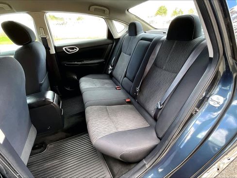 Used 2014 Nissan Sentra SV FWD image 21