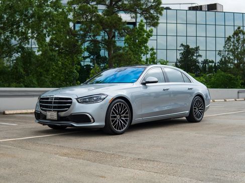 Used 2023 Mercedes-Benz S 580 4MATIC Sedan w/ Warmth & Comfort Package image 1
