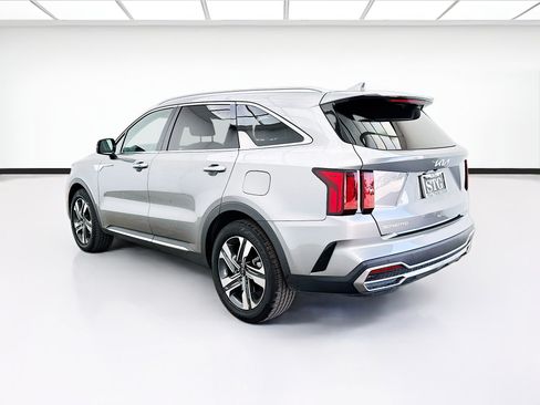 Used 2024 Kia Sorento EX w/ Panoramic Sunroof Package AWD/4WD image 6