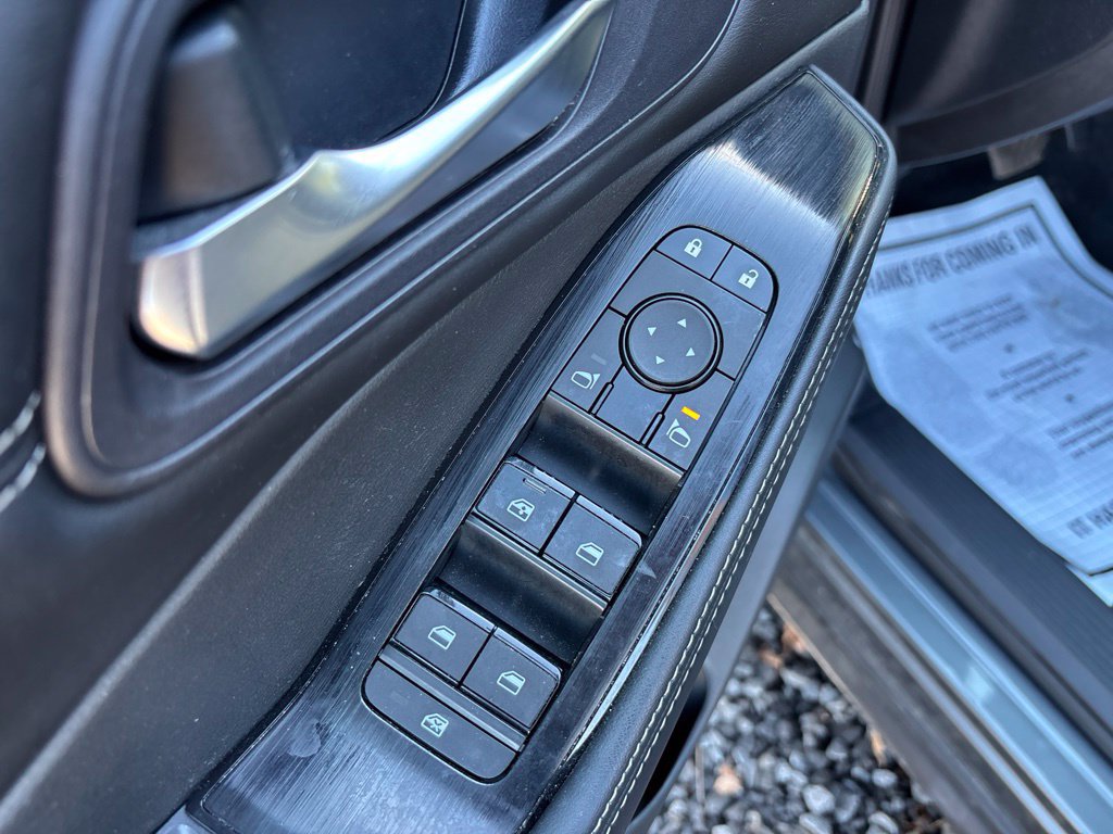 Certified 2023 Nissan Rogue SV w/ SV Premium B Package AWD/4WD image 18