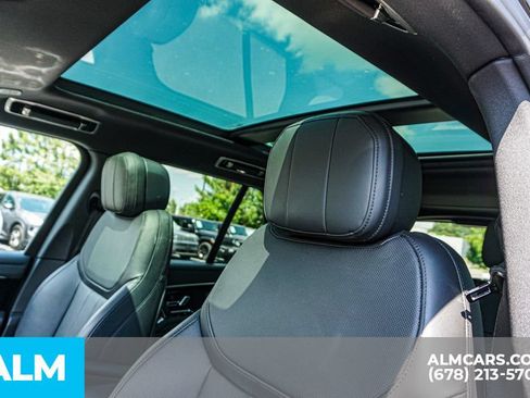 Used 2023 Land Rover Range Rover SE AWD/4WD image 17
