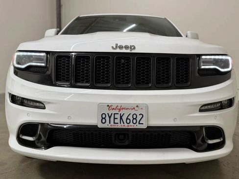 Used 2015 Jeep Grand Cherokee SRT w/ Trailer Tow Group IV AWD/4WD image 4