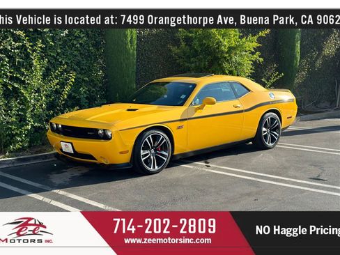 Used 2012 Dodge Challenger SRT8 Yellow Jacket w/ Premium Sound Group image 11