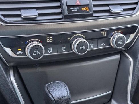 Used 2021 Honda Accord LX image 22