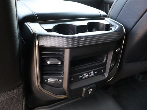 Used 2021 RAM 2500 Limited AWD/4WD image 10