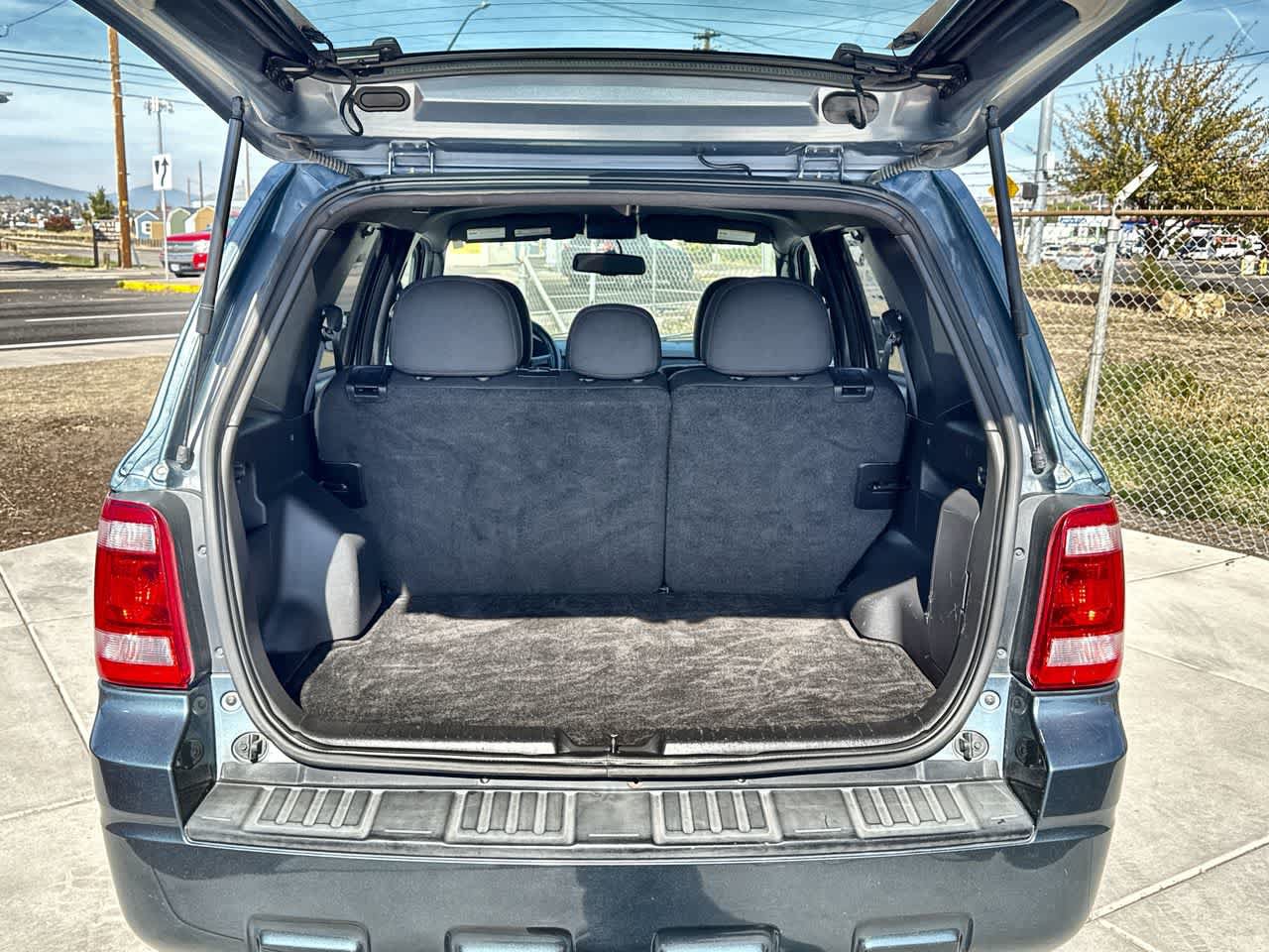 Used 2012 Ford Escape XLT AWD/4WD image 6