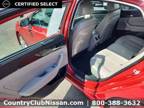 Used 2019 Hyundai Sonata Limited w/ Ultimate Package 04 image 24