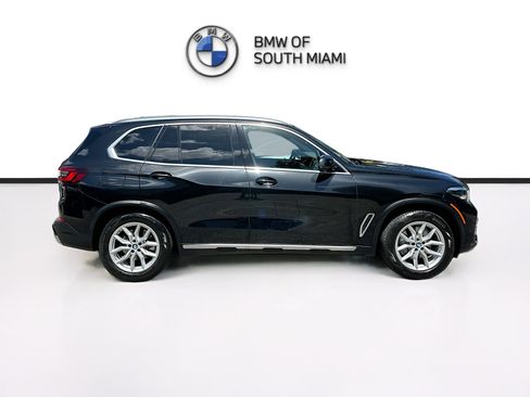 Certified 2023 BMW X5 sDrive40i w/ Parking Assistance Package image 8