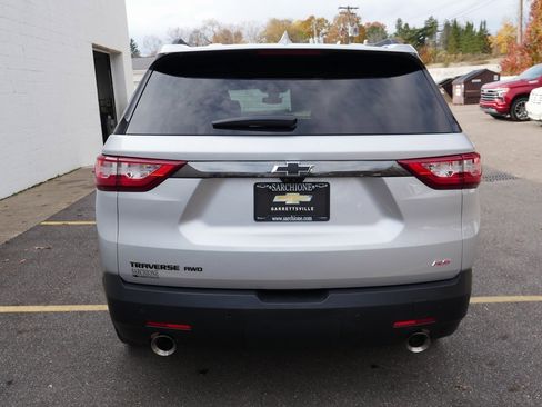 Used 2021 Chevrolet Traverse RS image 6