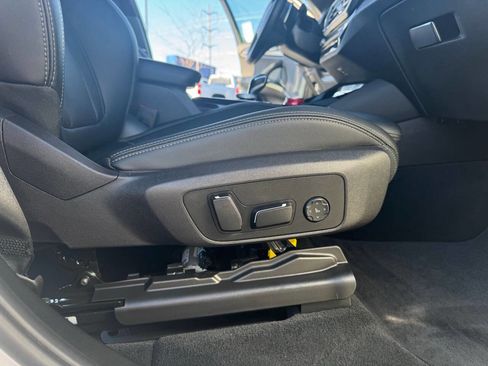Used 2024 BMW X3 xDrive30i w/ Premium Essential Package image 37