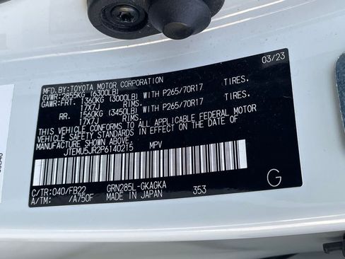 Used 2023 Toyota 4Runner SR5 image 31