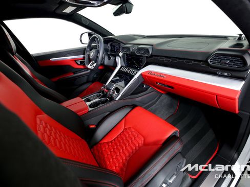 Used 2019 Lamborghini Urus image 29