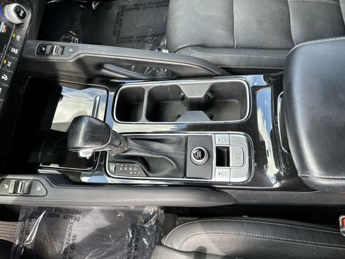 Used 2022 Kia Telluride EX w/ EX Premium Package FWD image 22