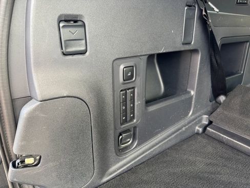 Used 2025 Ford Expedition Active image 13