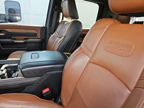 Used 2022 RAM 3500 Limited AWD/4WD image 8
