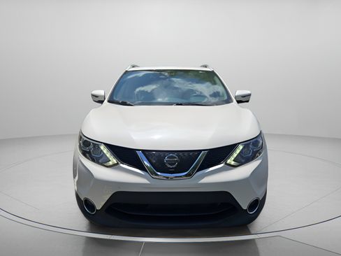 Used 2017 Nissan Rogue Sport SL w/ SL Premium Package FWD image 12