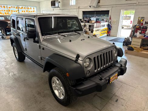 Used 2015 Jeep Wrangler Unlimited Sport w/ Quick Order Package 24S image 96