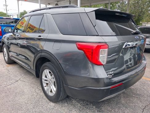 Used 2020 Ford Explorer XLT w/ Equipment Group 202A RWD image 3
