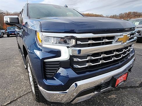 Used 2022 Chevrolet Silverado 1500 LTZ image 13