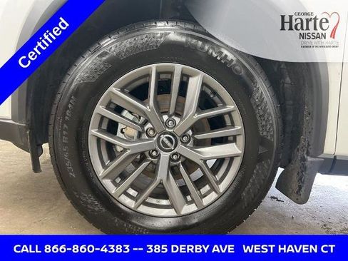 Certified 2025 Nissan Rogue S image 22