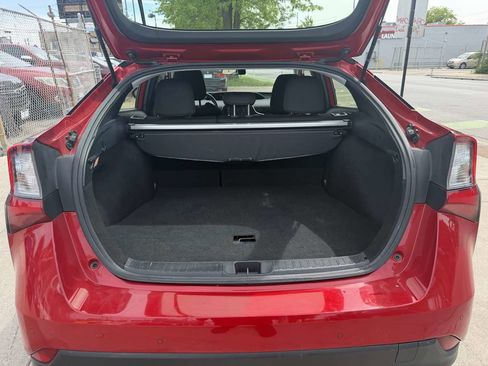 Used 2022 Toyota Prius LE FWD image 18